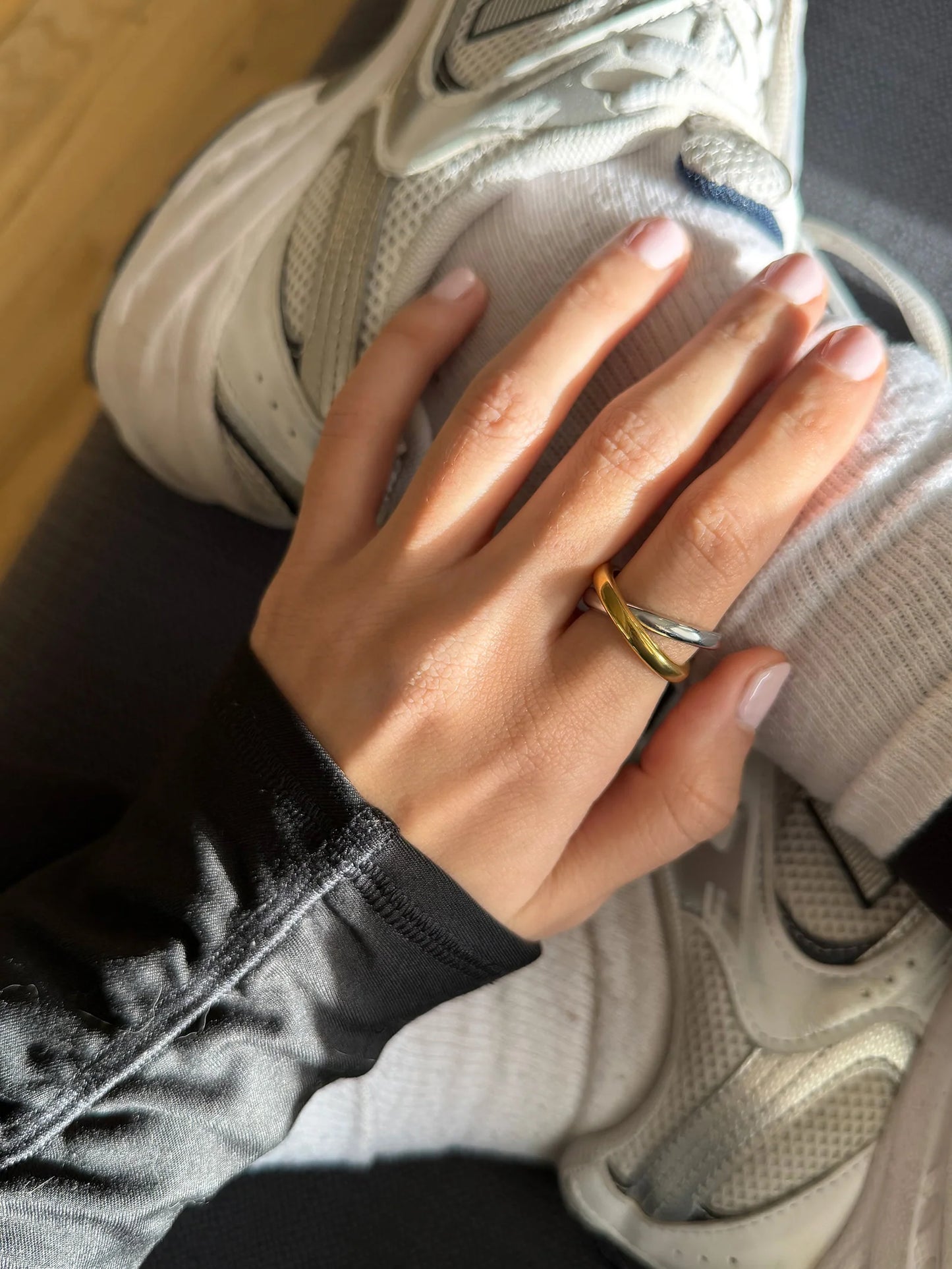 Melanie Waterproof Criss-Cross Ring