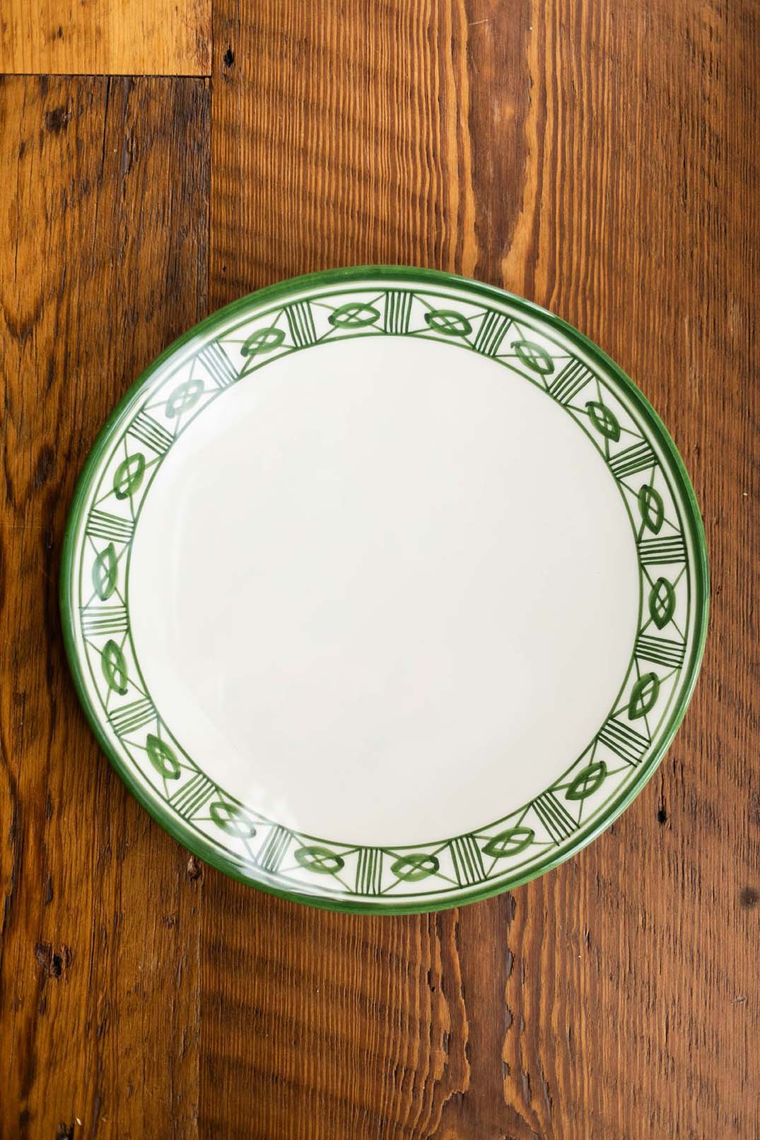 Hand Painted Lisbon Dinner Plate with Filigree Rim - 3 Colors