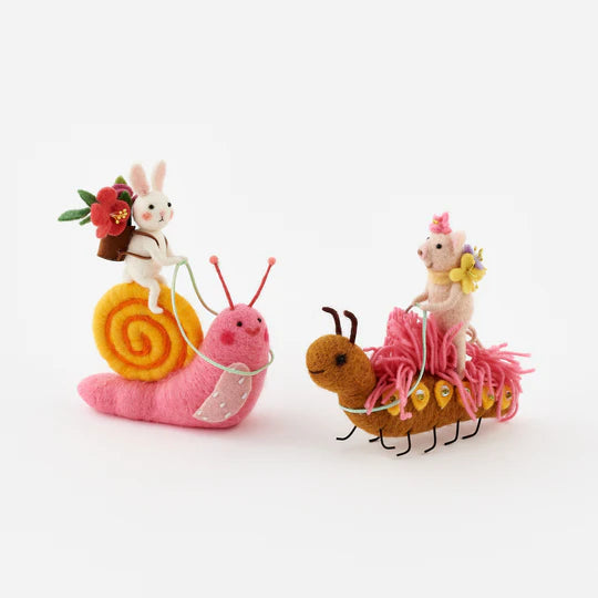 Sitting Felt Snail & Caterpillar
