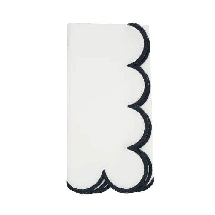 Scalloped Dinner Napkins S/4