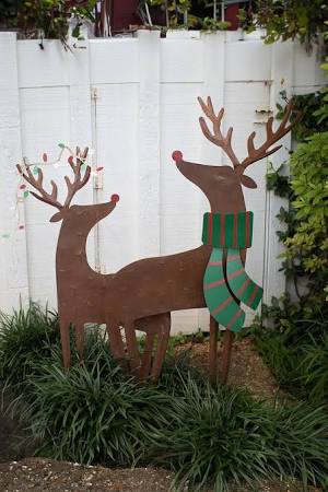 Set of Two Metal Yard Deer