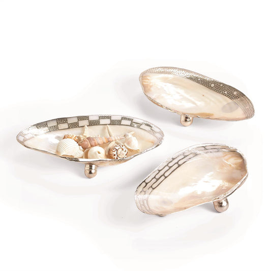 Shell Footed Dish