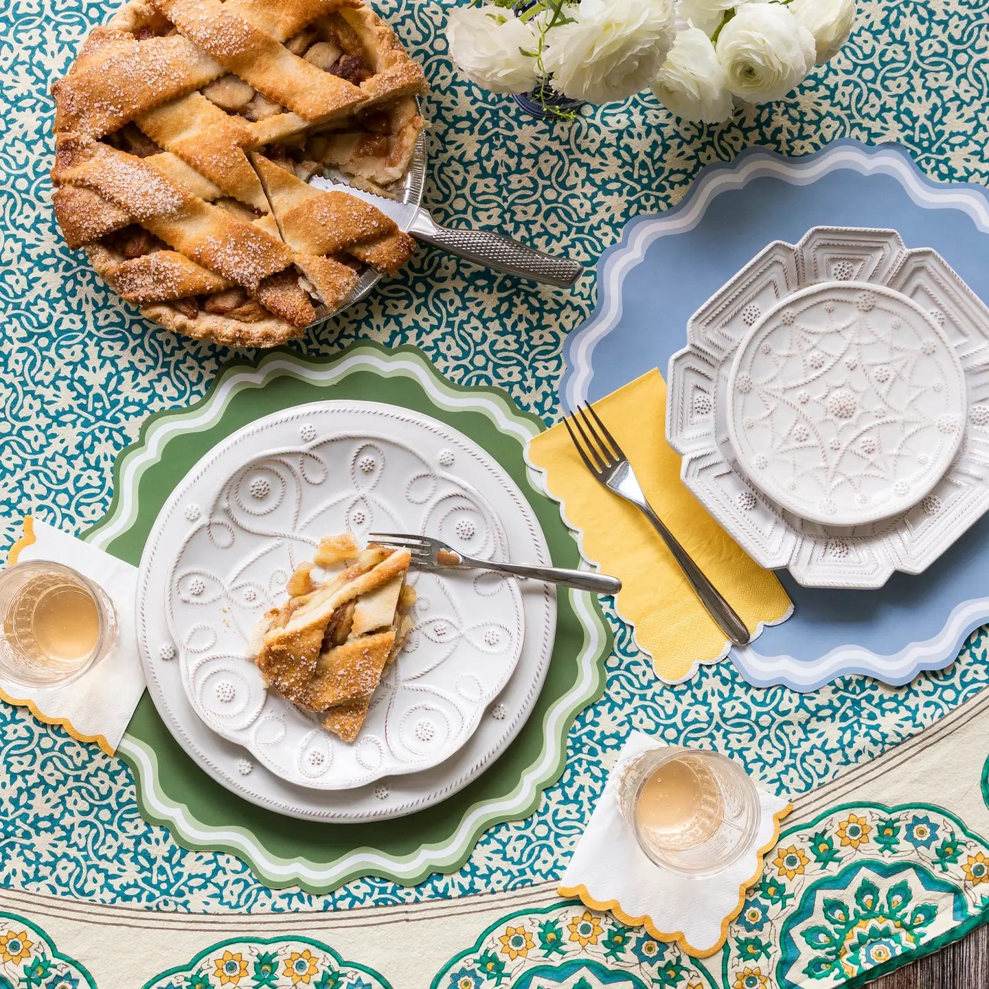 Green Fancy Scallop Placemat