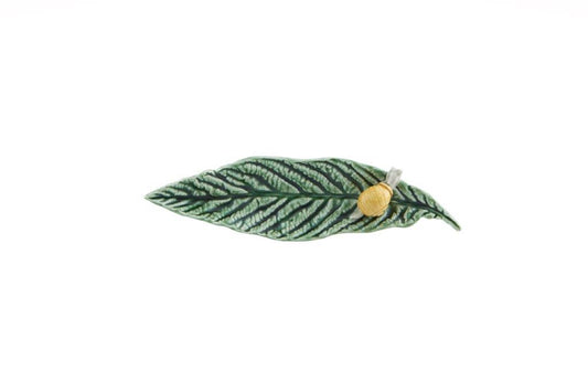 Leaf Medlar Tree w Snail
