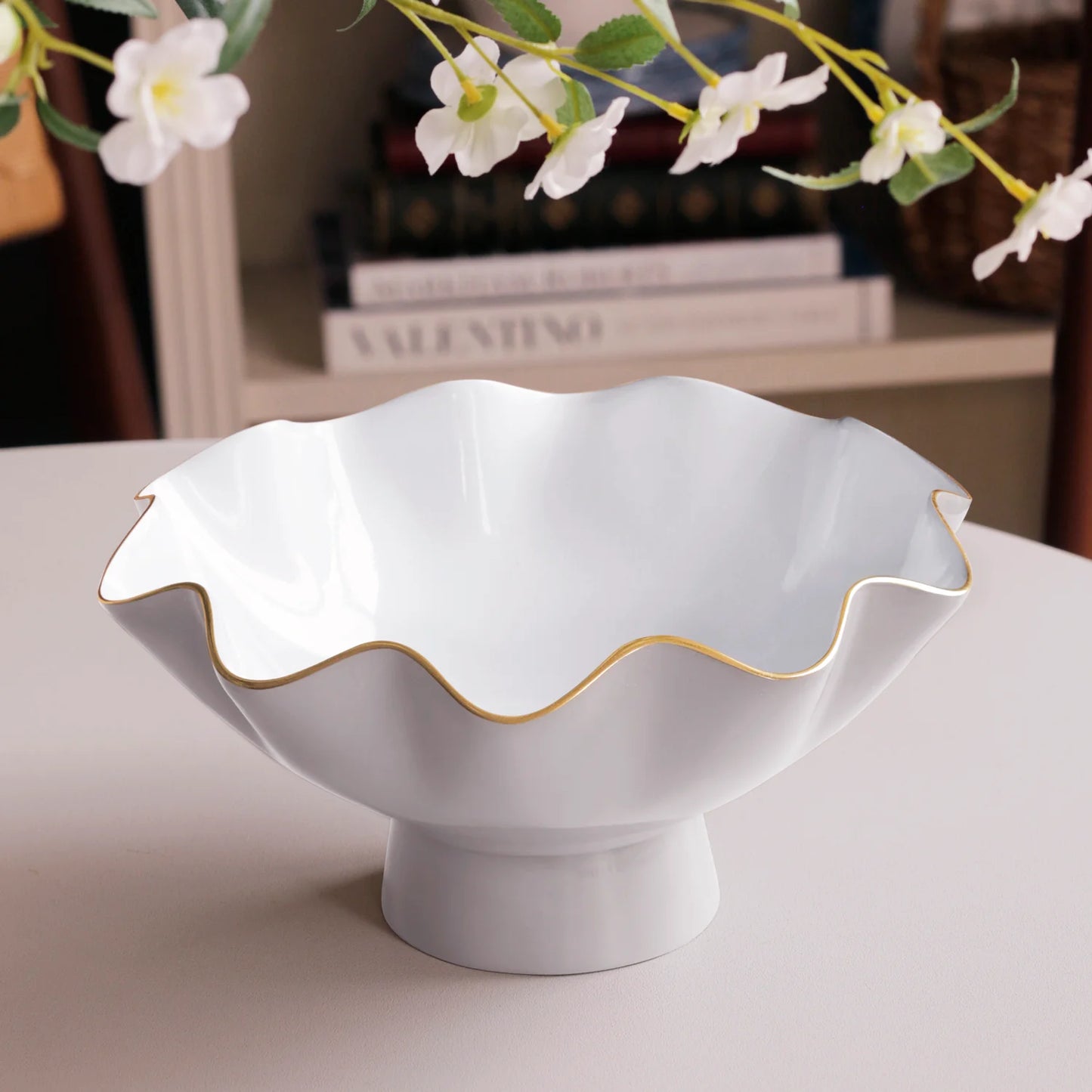 Encanto Carola Small Pedestal Dove