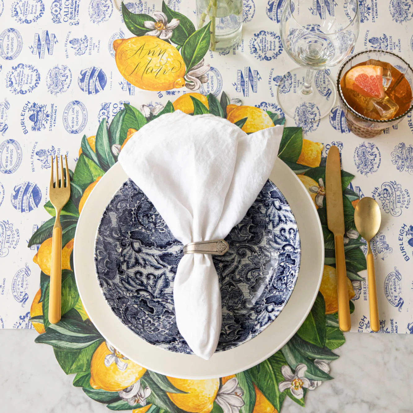 Die-Cut Lemon Wreath Placemat