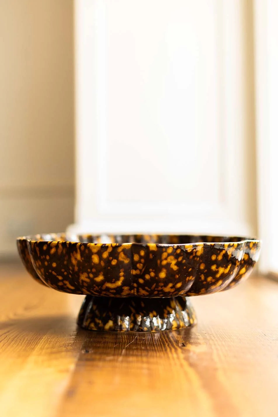 Tortoise Footed Bowl - Molasses