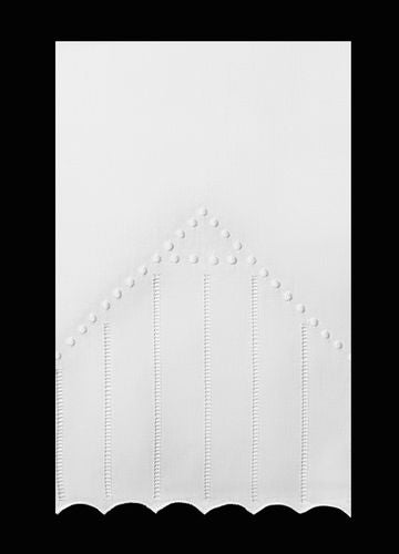 Scallop Dot Hemstitch Guest Towel