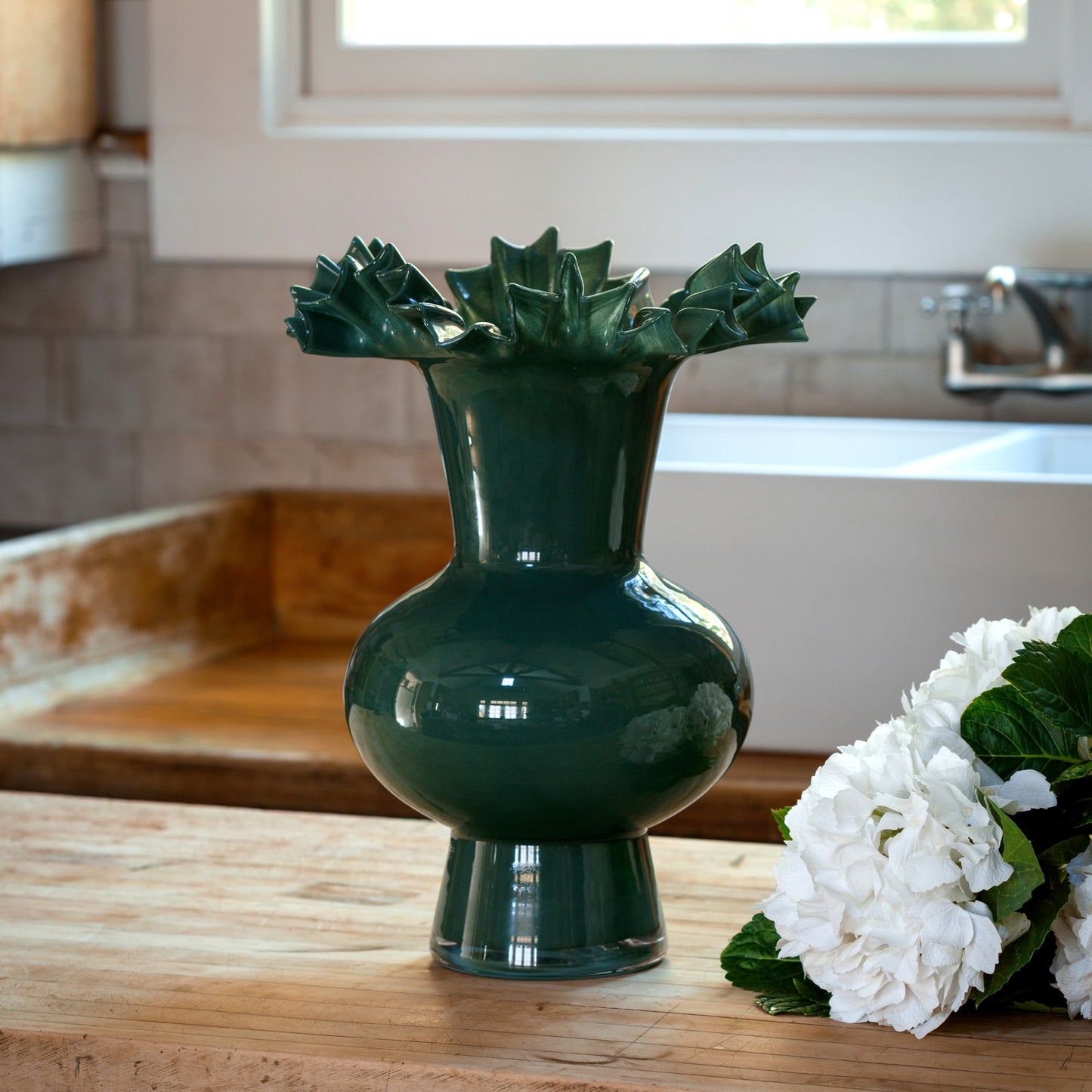 Grand Ruffle Vase - Dark Green