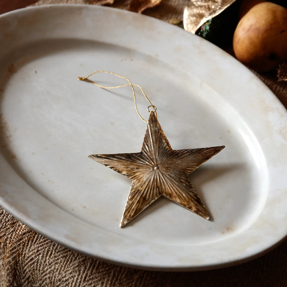 Gold Metal Shining Ornament