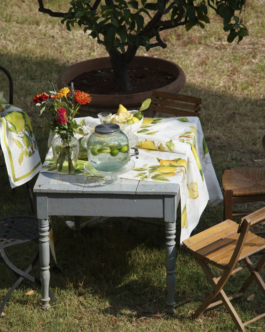 Limoncello Linen Tablecloth 67" x 122"